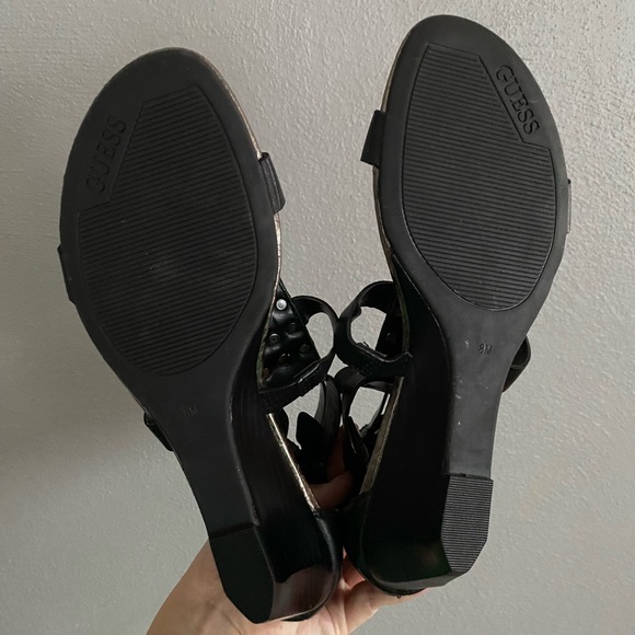 Guess Wedges Size 8 Black Pink Jeweled Sandals Chic Fun Double Side Buckle - Picture 4 of 5